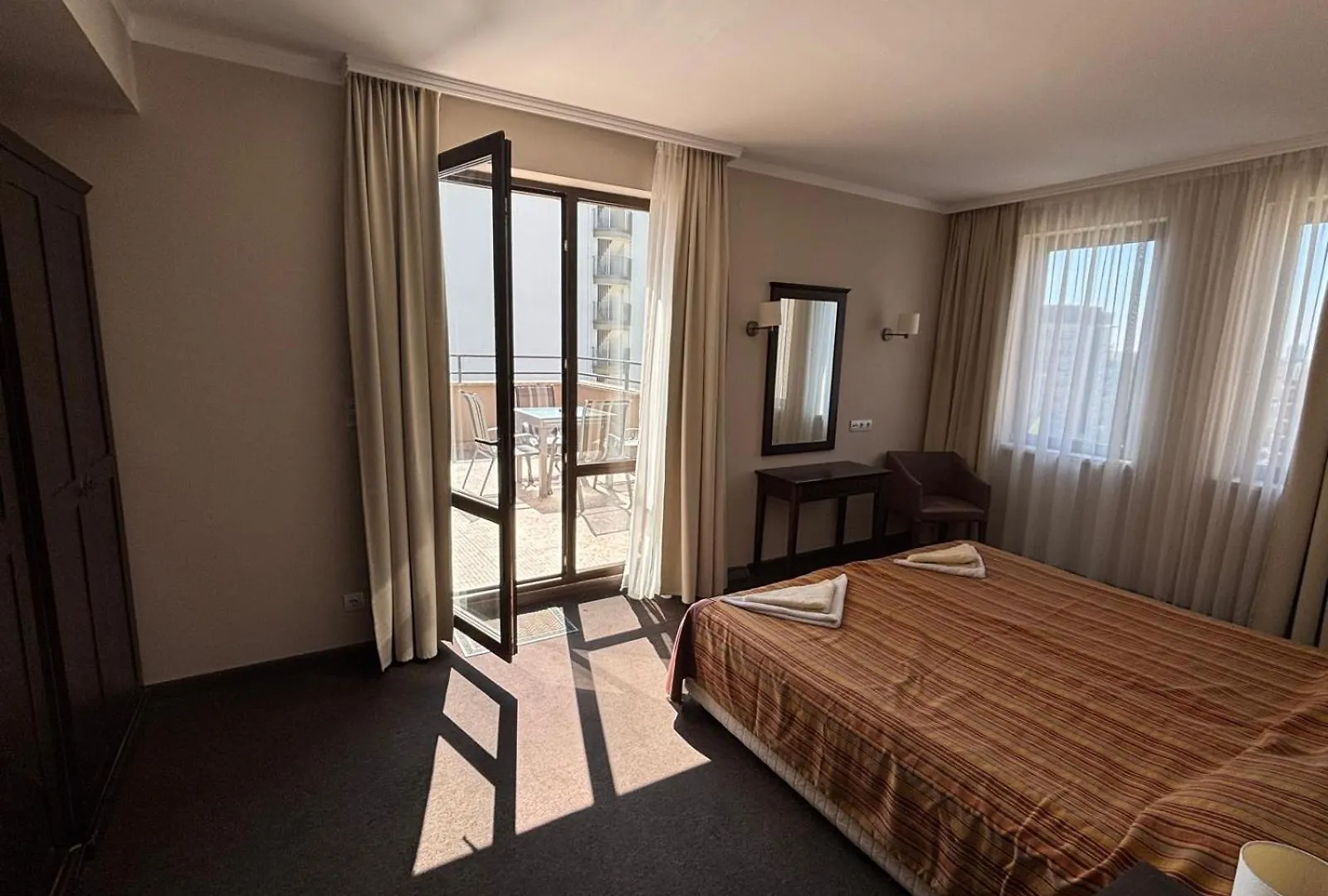 Royal Beach Hotel Apartment Sunny Beach